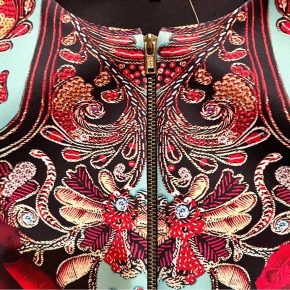 CLOVER CANYON Rose Matador neoprene cropped zipper closure bomber red jacket, XS - Picture 5 of 8